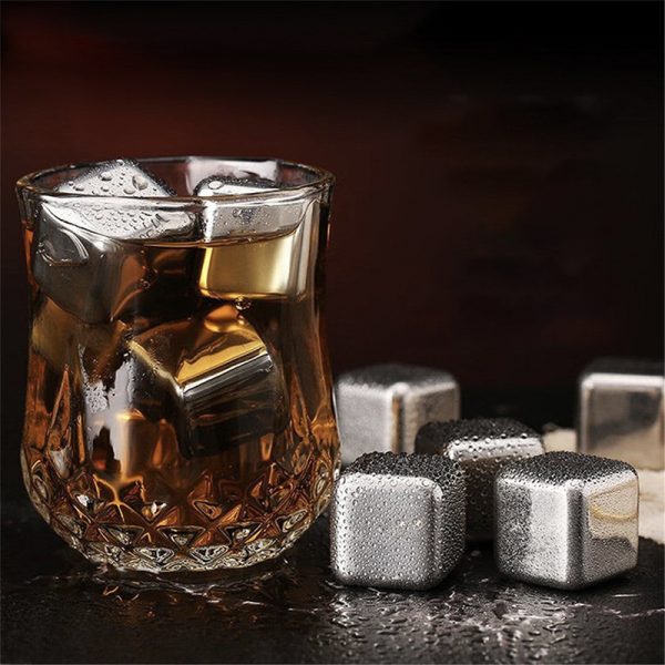 Reusable Ice Cubes_0020_img_5_Whisky_Stones_Ice_Cubes_Set_Reusable_Foo.jpg